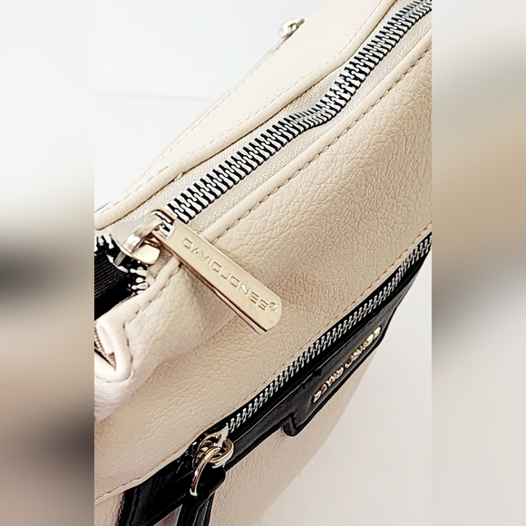David Jones Women's Leather Cream Messenger Crossbody Bag - Picture 5 of 7